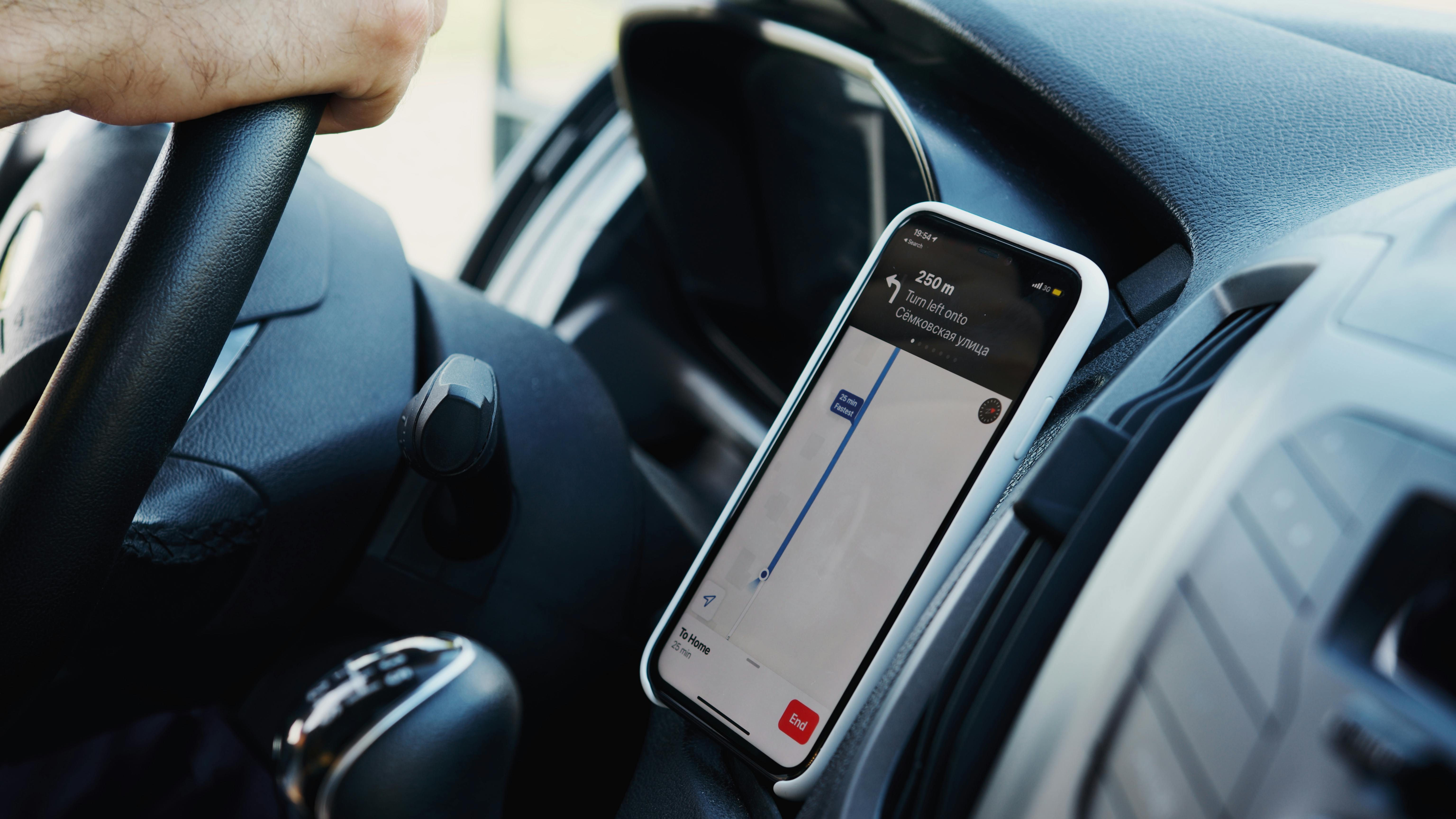 Descubre cómo mejorar tu logística de delivery, optimizar rutas y aumentar la satisfacción del cliente con Guava.